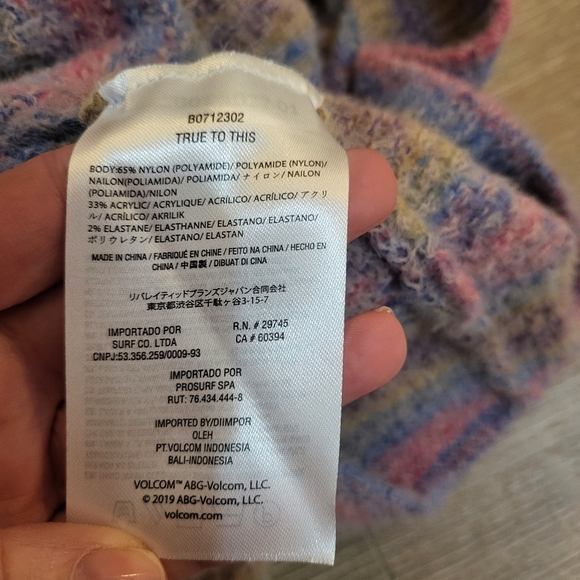 Volcom Womens Quween Beach Crew Neck Sweater Size Large NWT - Picture 9 of 10